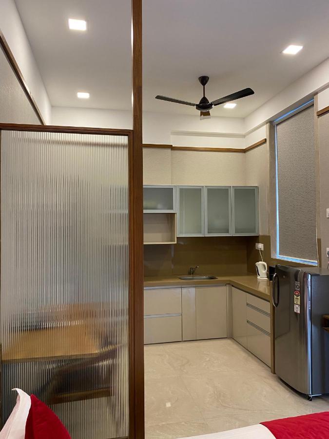 Theory9 Premium Service Apartments Khar Βομβάη Εξωτερικό φωτογραφία