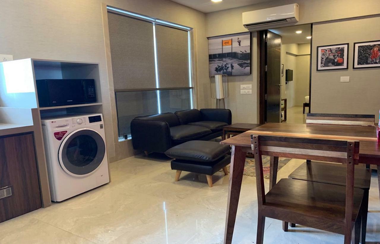 Theory9 Premium Service Apartments Khar Βομβάη Εξωτερικό φωτογραφία