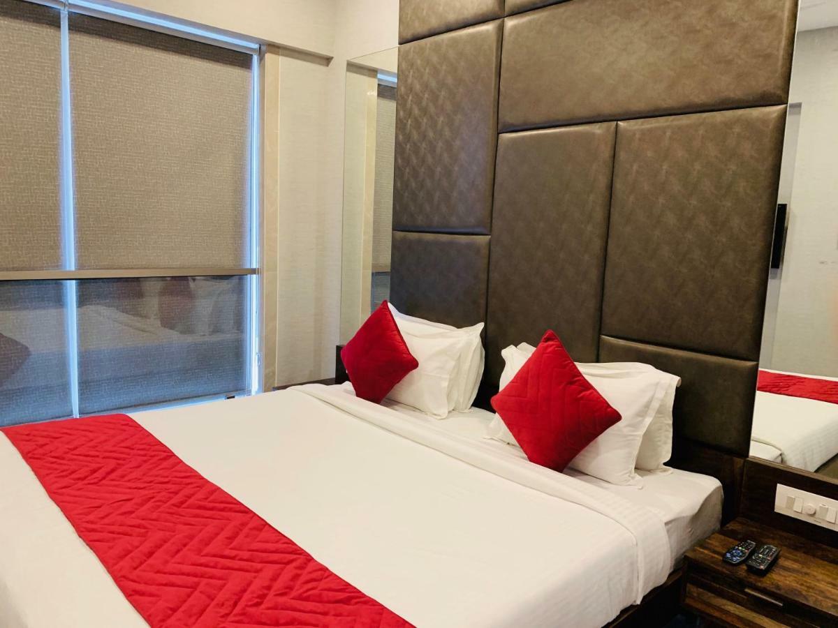 Theory9 Premium Service Apartments Khar Βομβάη Εξωτερικό φωτογραφία