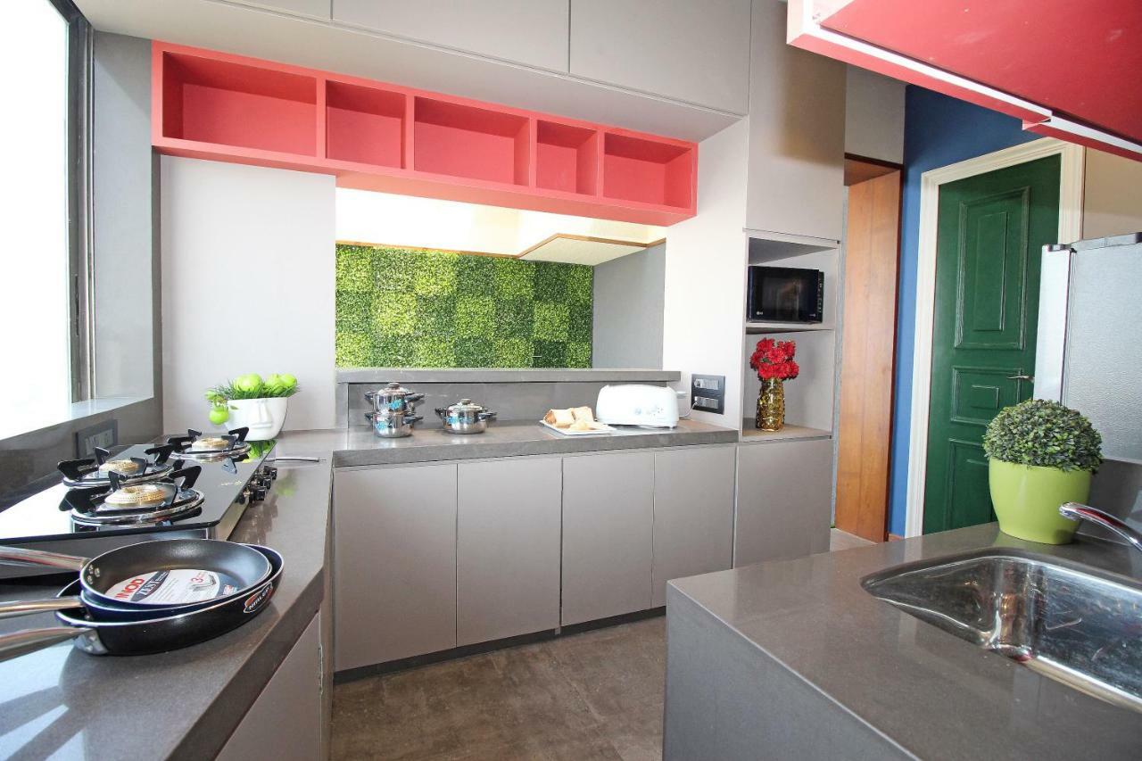 Theory9 Premium Service Apartments Khar Βομβάη Εξωτερικό φωτογραφία